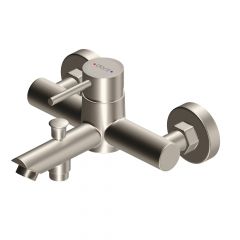 Купить D3010000SS Logic new смеситель для ванны и душа из нержавеющей стали (d3010000ss) по цене 10390 руб., в Санкт-Петебруге в интернет магазине 100-Систем, а также дургие товары Dorff из раздела Смесители с коротким изливом и Смесители для ванны и душа