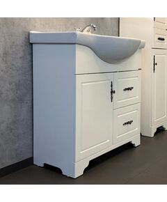 Купить COMFORTY. Тумба-умывальник "Севилья-85" слоновая кость с раковиной Сенеж 87 (00-00003083) по цене 42680 руб., в Санкт-Петебруге в интернет магазине 100-Систем, а также дургие товары COMFORTY из раздела Тумбы с умывальником и Мебель для ванной комнаты