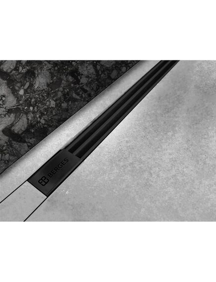 Купить Желоб BERGES водосток напольный SUPER Slim 600 нержавеющая сталь, решетка  матовый черный, S-сифон D50 боковой (095152) по цене 30900 руб., в Санкт-Петебруге в интернет магазине 100-Систем, а также дургие товары BERGES из раздела Лотки и Душевые лотки и душевые трапы