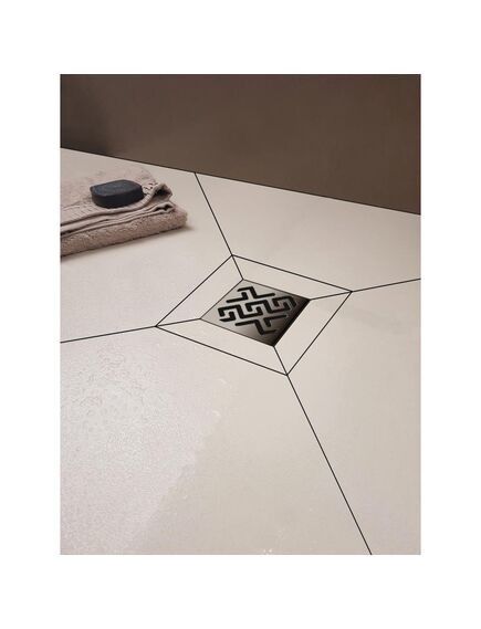 Купить Трап BERGES водосток ZENTRUM Antik 150х150, матовый хром, выпуск D50 H65 боковой (090365) по цене 6630 руб., в Санкт-Петебруге в интернет магазине 100-Систем, а также дургие товары BERGES из раздела Трапы и Душевые лотки и душевые трапы