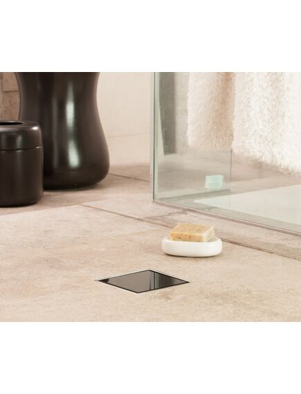 Купить Трап Confluo Standard 10х10 Dry 1 Black Glass  (13000101) по цене 5800 руб., в Санкт-Петебруге в интернет магазине 100-Систем, а также дургие товары Pestan из раздела Трапы и Душевые лотки и душевые трапы