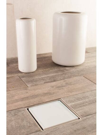 Купить Трап Confluo Standard 10х10 Dry 1 White Glass  (13000104) по цене 3770 руб., в Санкт-Петебруге в интернет магазине 100-Систем, а также дургие товары Pestan из раздела Трапы и Душевые лотки и душевые трапы