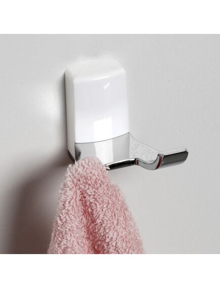 Купить Leine K-5023DWHITE (ранее К-5023WHITE) Крючок двойной (k-5023dwhite) по цене 1500 руб., в Санкт-Петебруге в интернет магазине 100-Систем, а также дургие товары WasserKRAFT из раздела Крючки (вешалки) и Аксессуары для ванной комнаты