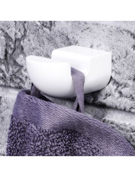 Купить Kammel K-8323WHITE Крючок (k-8323white) по цене 1241 руб., в Санкт-Петебруге в интернет магазине 100-Систем, а также дургие товары WasserKRAFT из раздела Крючки (вешалки) и Аксессуары для ванной комнаты
