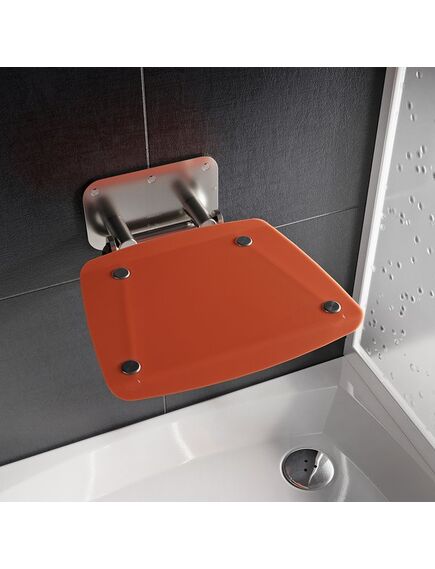 Купить Универсальное складное сиденье для душа OVO-B II-ORANGE (b8f0000053) по цене 31130 руб., в Санкт-Петебруге в интернет магазине 100-Систем, а также дургие товары RAVAK из раздела Поручни, сиденья, стойки для ванны и душа и Аксессуары для ванной комнаты