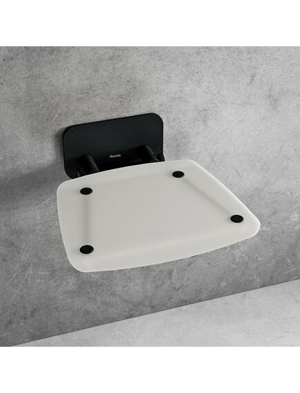 Купить Универсальное складное сиденье для душа OVO-B II-OPAL/BLACK (b8f0000060) по цене 20130 руб., в Санкт-Петебруге в интернет магазине 100-Систем, а также дургие товары RAVAK из раздела Поручни, сиденья, стойки для ванны и душа и Аксессуары для ванной комнаты