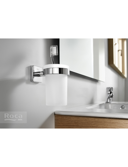 Купить Стакан Roca Victoria 816681001 (816681001) по цене 4375.02 руб., в Санкт-Петебруге в интернет магазине 100-Систем, а также дургие товары ROCA из раздела Стаканы и подстаканники и Аксессуары для ванной комнаты