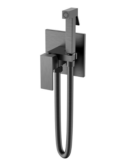 Купить Смеситель гигиенический Qubic Matt Gun Metal (477-gm) по цене 19061 руб., в Санкт-Петебруге в интернет магазине 100-Систем, а также дургие товары BOHEME из раздела Гигиенический душ со смесителем и Гигиенический душ