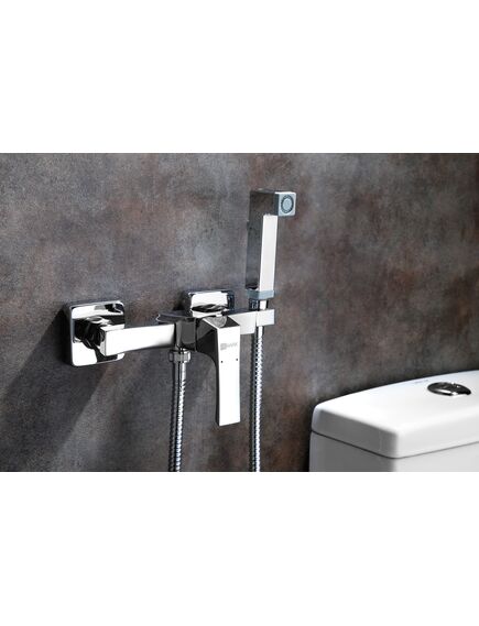 Купить Смеситель Lemark Unit LM4518C с гигиеническим душем, встраиваемый (lm4518c) по цене 10170 руб., в Санкт-Петебруге в интернет магазине 100-Систем, а также дургие товары LEMARK из раздела Гигиенический душ со смесителем и Гигиенический душ