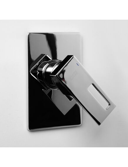 Купить Смеситель для душа WasserKRAFT Alme 1551 Хром (1551) по цене 7686 руб., в Санкт-Петебруге в интернет магазине 100-Систем, а также дургие товары WasserKRAFT из раздела Смесители для встраиваемых систем и Комплектующие для встраиваемых систем