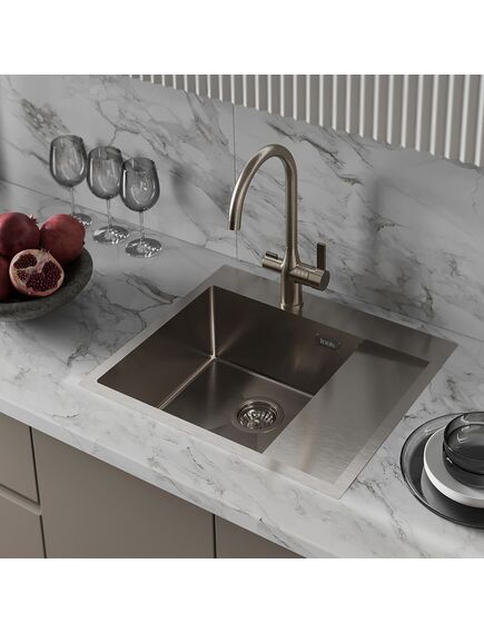 Купить Мойка, нерж. сталь, сатин, чаша слева, 590*510, Haze, IDDIS, HAZ59SLi77 (haz59sli77) по цене 34190 руб., в Санкт-Петебруге в интернет магазине 100-Систем, а также дургие товары IDDIS из раздела Накладные мойки и Кухонные мойки