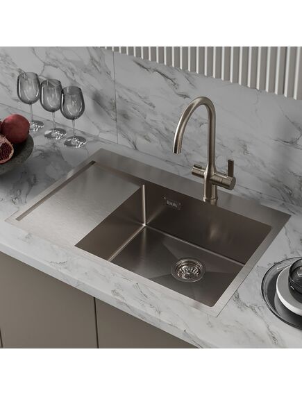 Купить Мойка, нерж. сталь, сатин, чаша справа, 780*510, Haze, IDDIS, HAZ78SRi77 (haz78sri77) по цене 38490 руб., в Санкт-Петебруге в интернет магазине 100-Систем, а также дургие товары IDDIS из раздела Накладные мойки и Кухонные мойки