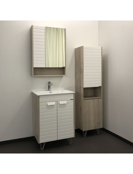 Купить COMFORTY. Зеркало-шкаф "Клеон-60" белый/дуб дымчатый (00-00002045) по цене 13640 руб., в Санкт-Петебруге в интернет магазине 100-Систем, а также дургие товары COMFORTY из раздела Зеркальные шкафы для ванной и Мебель для ванной комнаты