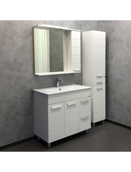 Купить COMFORTY. Зеркало-шкаф "Модена М-90" белый матовый (00-00001641) по цене 17160 руб., в Санкт-Петебруге в интернет магазине 100-Систем, а также дургие товары COMFORTY из раздела Зеркальные шкафы для ванной и Мебель для ванной комнаты
