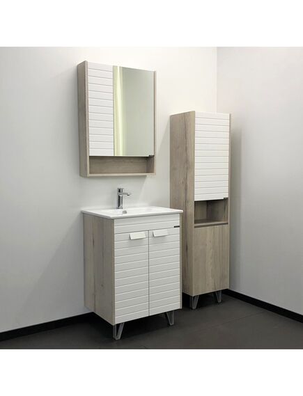 Купить COMFORTY. Шкаф-колонна "Клеон-40" белый/дуб дымчатый (00-00003947) по цене 20680 руб., в Санкт-Петебруге в интернет магазине 100-Систем, а также дургие товары COMFORTY из раздела Пеналы и Пеналы, комоды, шкафы