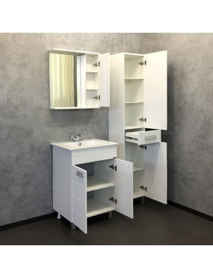Купить COMFORTY. Шкаф-колонна "Модена М-35" белая матовая (00-00001645) по цене 24420 руб., в Санкт-Петебруге в интернет магазине 100-Систем, а также дургие товары COMFORTY из раздела Пеналы и Пеналы, комоды, шкафы