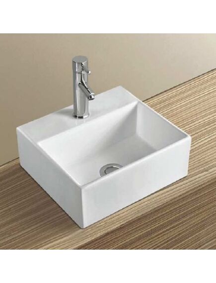 Купить Раковина CeramaLux 36 9135/1 Белая (9135/1) по цене 6700 руб., в Санкт-Петебруге в интернет магазине 100-Систем, а также дургие товары CeramaLux из раздела Подвесные раковины и Раковины и пьедесталы