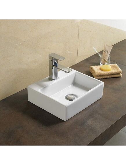 Купить Раковина CeramaLux 36 9135/1 Белая (9135/1) по цене 6700 руб., в Санкт-Петебруге в интернет магазине 100-Систем, а также дургие товары CeramaLux из раздела Подвесные раковины и Раковины и пьедесталы
