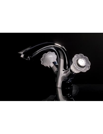 Купить BOHEME Смеситель для биде 276-Camelia (276-CAMELIA) по цене 45496 руб., в Санкт-Петебруге в интернет магазине 100-Систем, а также дургие товары BOHEME из раздела Смесители для биде и Смесители