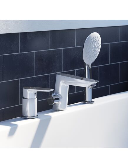 Купить Смеситель на борт ванны на 3 отверстия с керамическим дивертором, Cloud, IDDIS, CLOSB30i07 (closb30i07) по цене 19990 руб., в Санкт-Петебруге в интернет магазине 100-Систем, а также дургие товары IDDIS из раздела Смесители на борт ванны и Смесители для ванны и душа