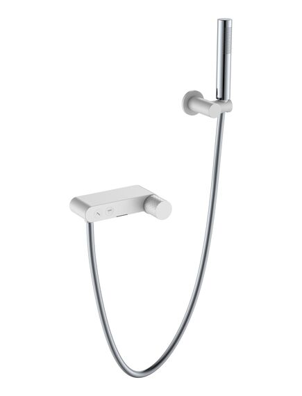 Купить Смеситель STICK для ванны WHITE TOUCH CHROME (123-wcr.2) по цене 44026 руб., в Санкт-Петебруге в интернет магазине 100-Систем, а также дургие товары BOHEME из раздела Смесители с коротким изливом и Смесители для ванны и душа