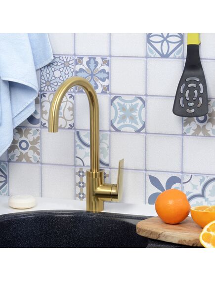 Купить Aisch 5507 Смеситель для кухни (5507) по цене 20530 руб., в Санкт-Петебруге в интернет магазине 100-Систем, а также дургие товары WasserKRAFT из раздела Рычажные смесители и Смесители для кухни