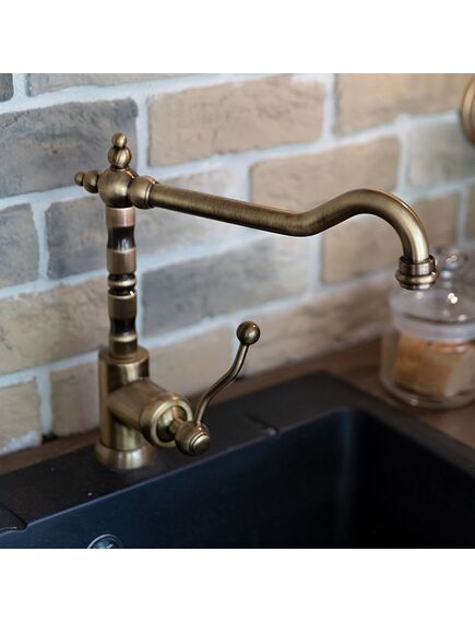 Купить Смеситель для кухни Paini Duomo, старая бронза (88f3572km) по цене 13960 руб., в Санкт-Петебруге в интернет магазине 100-Систем, а также дургие товары Paini из раздела Рычажные смесители и Смесители для кухни