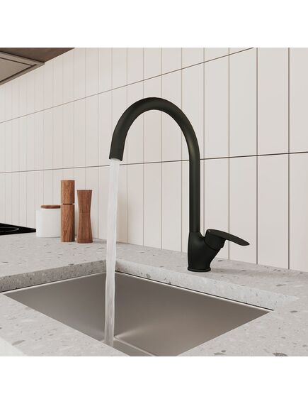 Купить Смеситель для кухни, черный матовый, Rora, Milardo, RORBL0JM05 (rorbl0jm05) по цене 5890 руб., в Санкт-Петебруге в интернет магазине 100-Систем, а также дургие товары MILARDO из раздела Рычажные смесители и Смесители для кухни