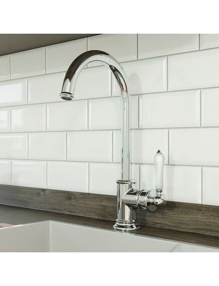 Купить Смеситель Iddis Oxford OXFSBJ0i05 для кухни (oxfsbj0i05) по цене 12990 руб., в Санкт-Петебруге в интернет магазине 100-Систем, а также дургие товары IDDIS из раздела Рычажные смесители и Смесители для кухни