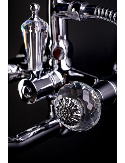 Купить BOHEME Смеситель для умывальника, высокий 272-FL (272-fl) по цене 45643 руб., в Санкт-Петебруге в интернет магазине 100-Систем, а также дургие товары BOHEME из раздела Вентильные смесители и Смесители для раковины