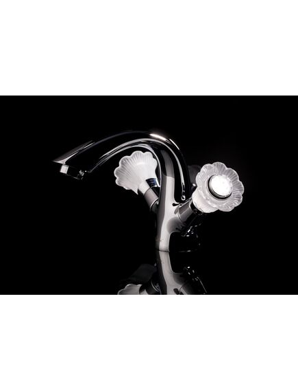 Купить BOHEME Смеситель для умывальника  271-Camelia (271-camelia) по цене 44576 руб., в Санкт-Петебруге в интернет магазине 100-Систем, а также дургие товары BOHEME из раздела Вентильные смесители и Смесители для раковины