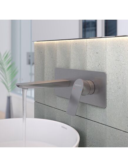 Купить Смеситель для раковины Berges Ventas S 076013 Оружейная сталь (076013) по цене 17490 руб., в Санкт-Петебруге в интернет магазине 100-Систем, а также дургие товары BERGES из раздела Встраиваемые настенные смесители для раковины и Смесители для раковины