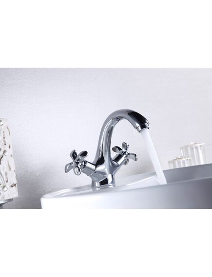 Купить Смеситель Lemark Flora LM0106C для раковины (lm0106c) по цене 5150 руб., в Санкт-Петебруге в интернет магазине 100-Систем, а также дургие товары LEMARK из раздела Вентильные смесители и Смесители для раковины