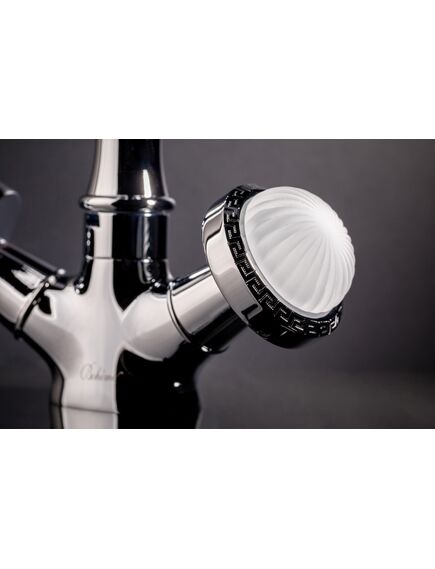 Купить BOHEME Смеситель для умывальника  271-ST (271-st) по цене 44576 руб., в Санкт-Петебруге в интернет магазине 100-Систем, а также дургие товары BOHEME из раздела Вентильные смесители и Смесители для раковины