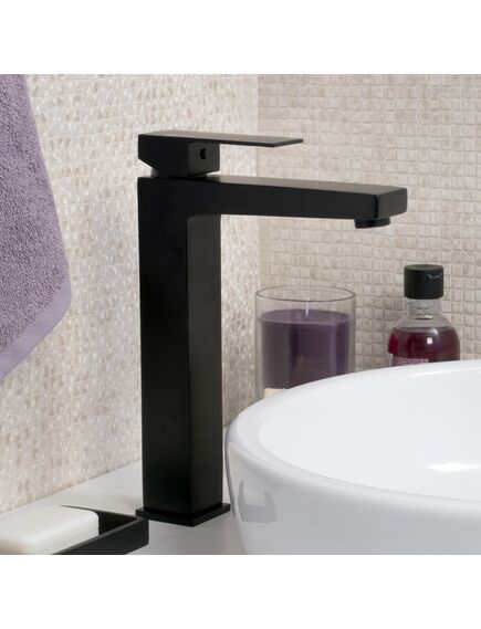 Купить Abens 2003H Смеситель для умывальника (2003h) по цене 28020 руб., в Санкт-Петебруге в интернет магазине 100-Систем, а также дургие товары WasserKRAFT из раздела Рычажные смесители и Смесители для раковины