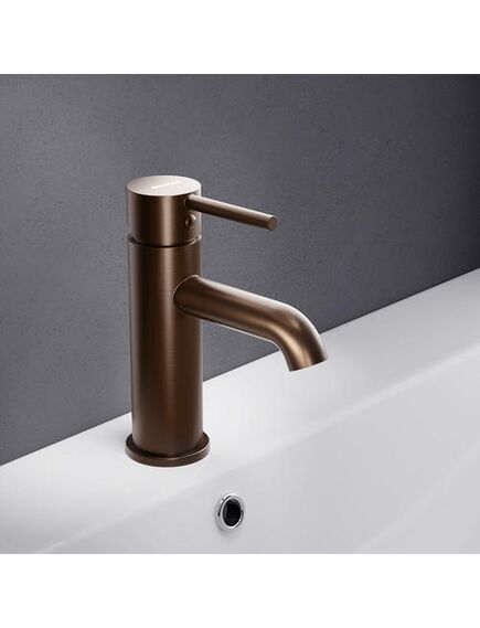 Купить 360210500 Scandinavian Pure, смеситель для умывальника, розовое золото (360210500) по цене 6990 руб., в Санкт-Петебруге в интернет магазине 100-Систем, а также дургие товары DAMIXA из раздела Рычажные смесители и Смесители для раковины