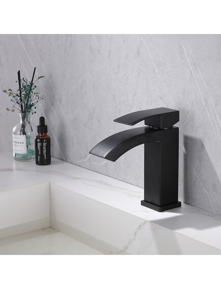 Купить Смеситель ABBER Wasserfall AF8610B для раковины, черный матовый (af8610b) по цене 15300 руб., в Санкт-Петебруге в интернет магазине 100-Систем, а также дургие товары ABBER из раздела Рычажные смесители и Смесители для раковины