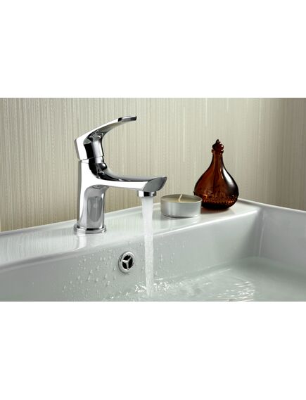 Купить Смеситель Lemark Plus Shape LM1706C для раковины (LM1706C) по цене 3290 руб., в Санкт-Петебруге в интернет магазине 100-Систем, а также дургие товары LEMARK из раздела Рычажные смесители и Смесители для раковины