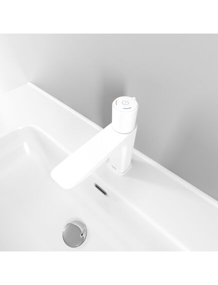 Купить Смеситель для умывальника с инновационным управлением Push Control, белый матовый, Slide, IDDIS, SLIWTBTi01 (sliwtbti01) по цене 7495 руб., в Санкт-Петебруге в интернет магазине 100-Систем, а также дургие товары IDDIS из раздела Рычажные смесители и Смесители для раковины