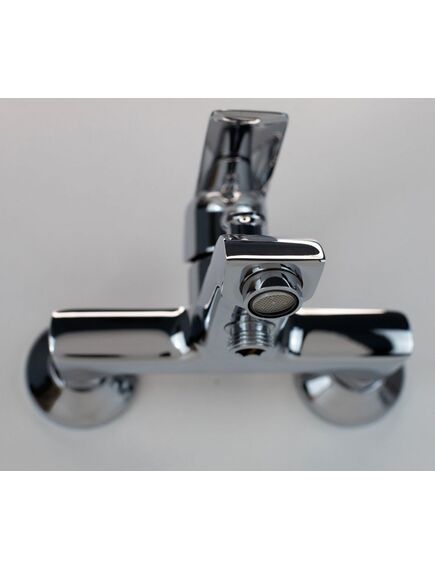 Купить Смеситель "Dublin" д/ван, кор/изл, без акс, арт. DB 54 (db 54) по цене 6475 руб., в Санкт-Петебруге в интернет магазине 100-Систем, а также дургие товары ESKO из раздела Смесители с коротким изливом и Смесители для ванны и душа